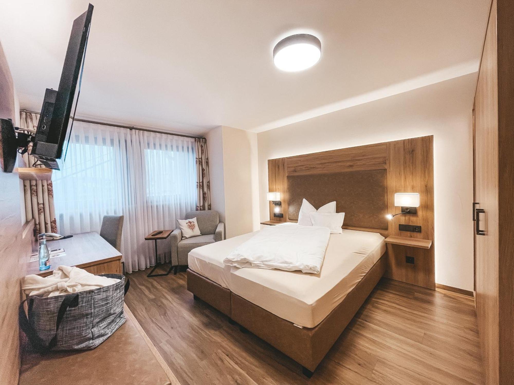 Hotel Badischer Hof Biberach bei Offenburg Ngoại thất bức ảnh
